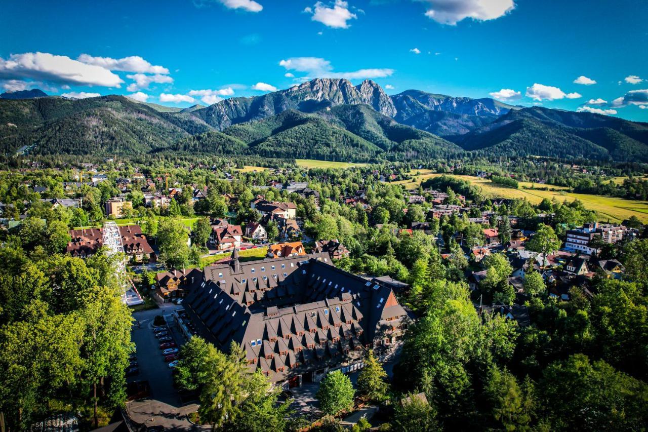 Aries Hotel & Spa Zakopane Exterior photo Aerial view of Breckenridge