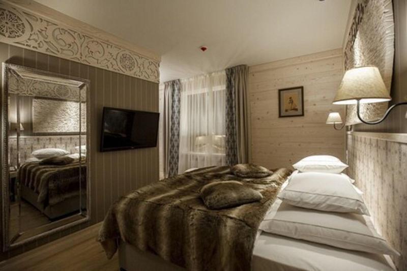 Aries Hotel & Spa Zakopane Exterior photo A room at the hotel